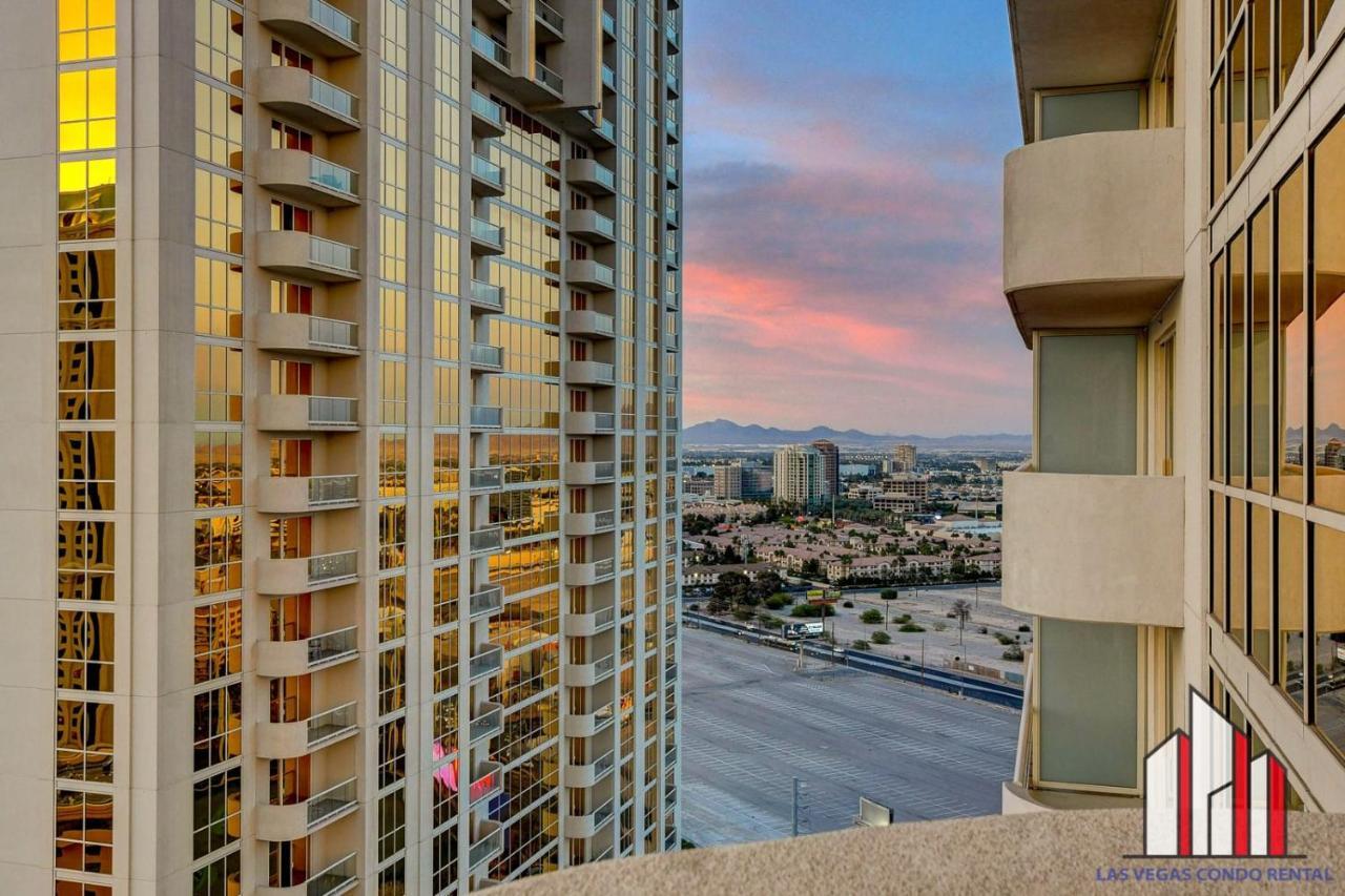 Mgm Signature-22-707 F1 Track & Strip View Balcony Las Vegas Exteriör bild